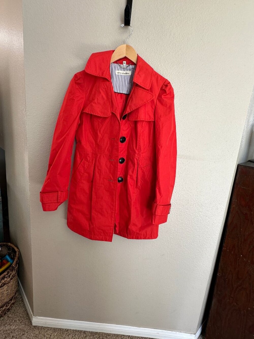 Steve Madden Womens Red Button-Up Rain Coat M Polyester Adjustable Cuff